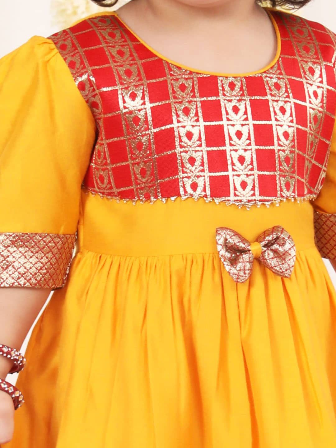 VASTRAMAY Infant Girls Self Design Bow Fit & Flare Ethnic Dress