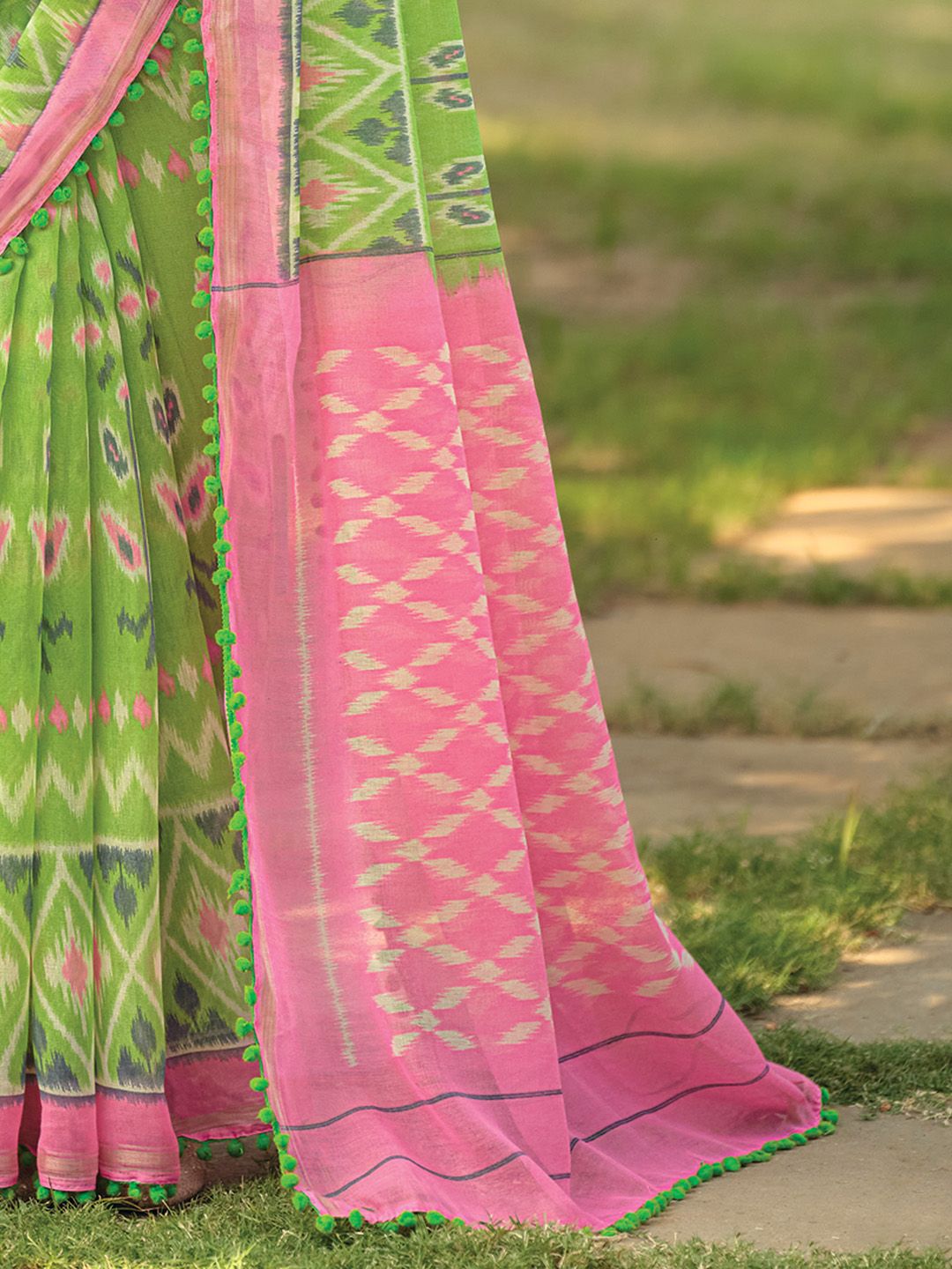 Saree mall Ethnic Motifs Ikat Sarees