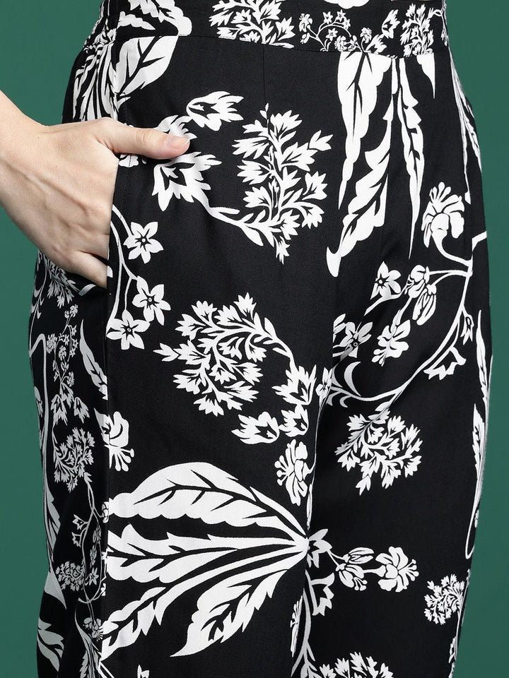 Indo Era Floral Printed Kurta with Trousers