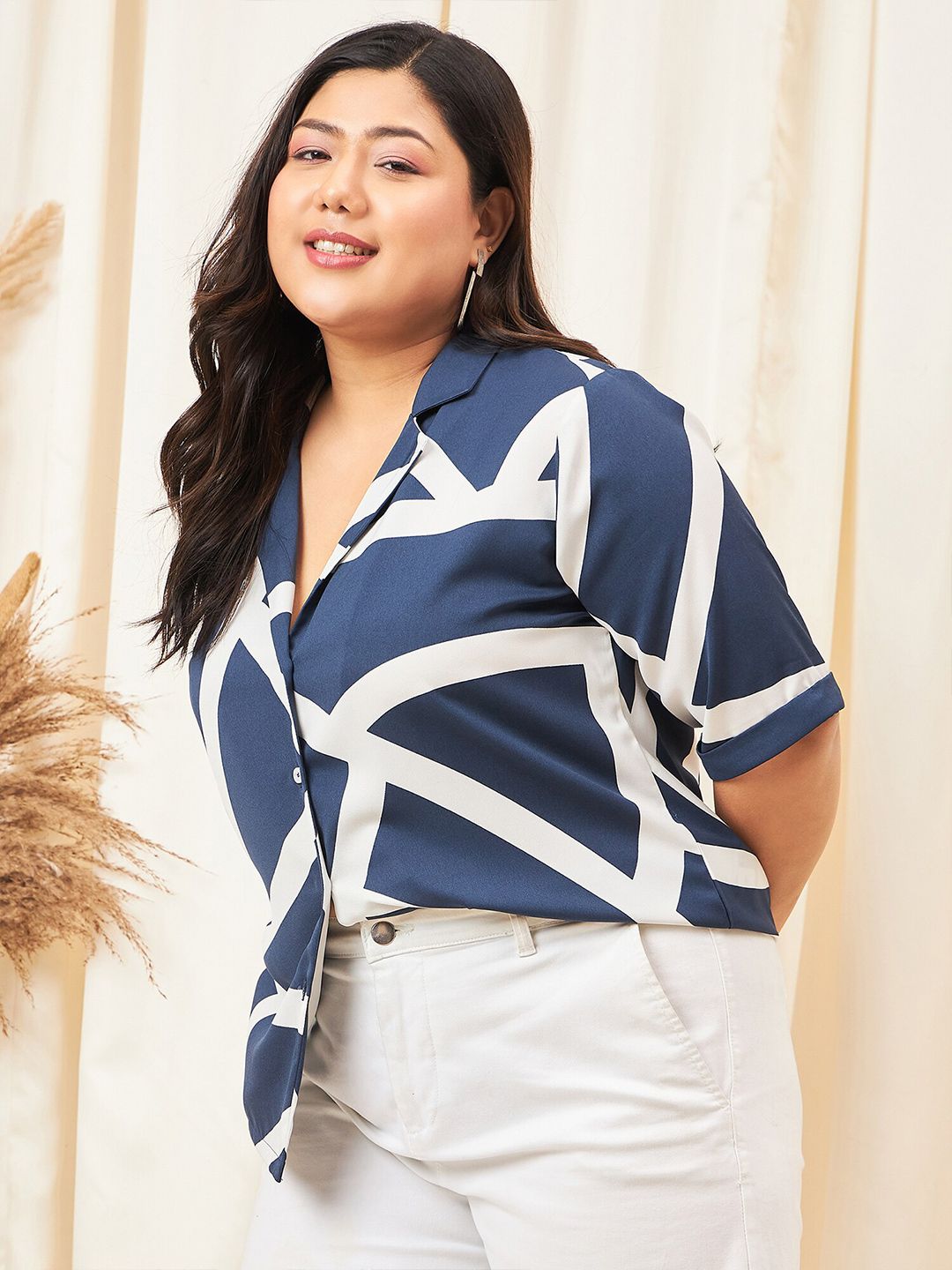 Berrylush Curve Navy Blue Abstract Printed Button Shirt Collar Top