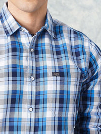 The Indian Garage Co Men Blue & White Slim Fit Checked Casual Shirt
