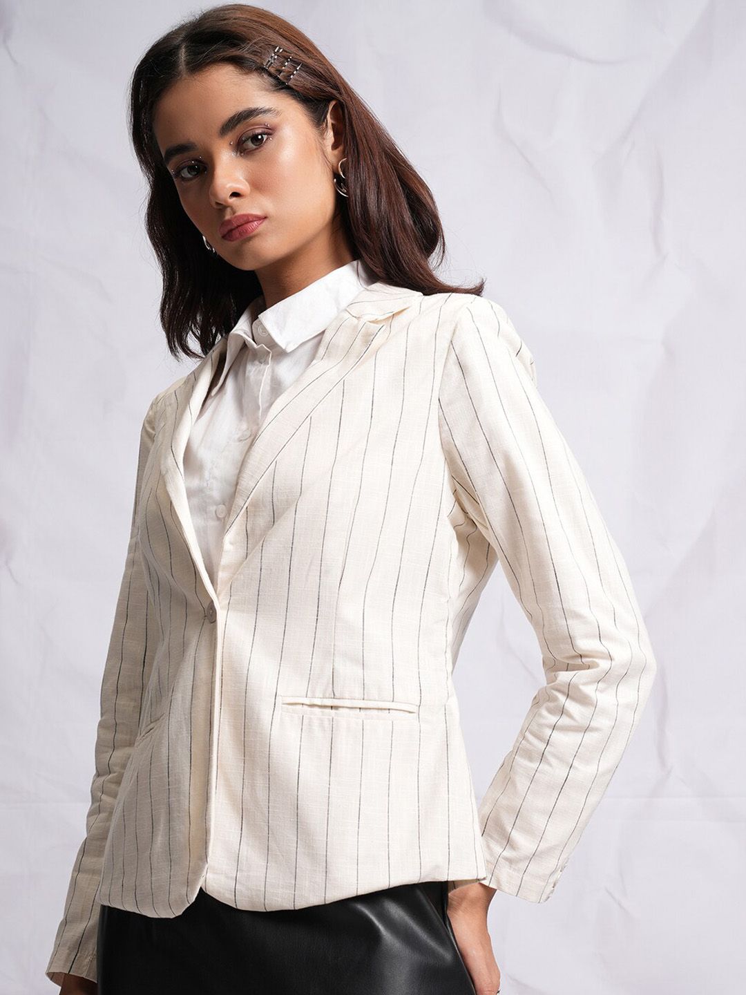 CHIC BY TOKYO TALKIES White & Black Striped Single-Breasted Blazer