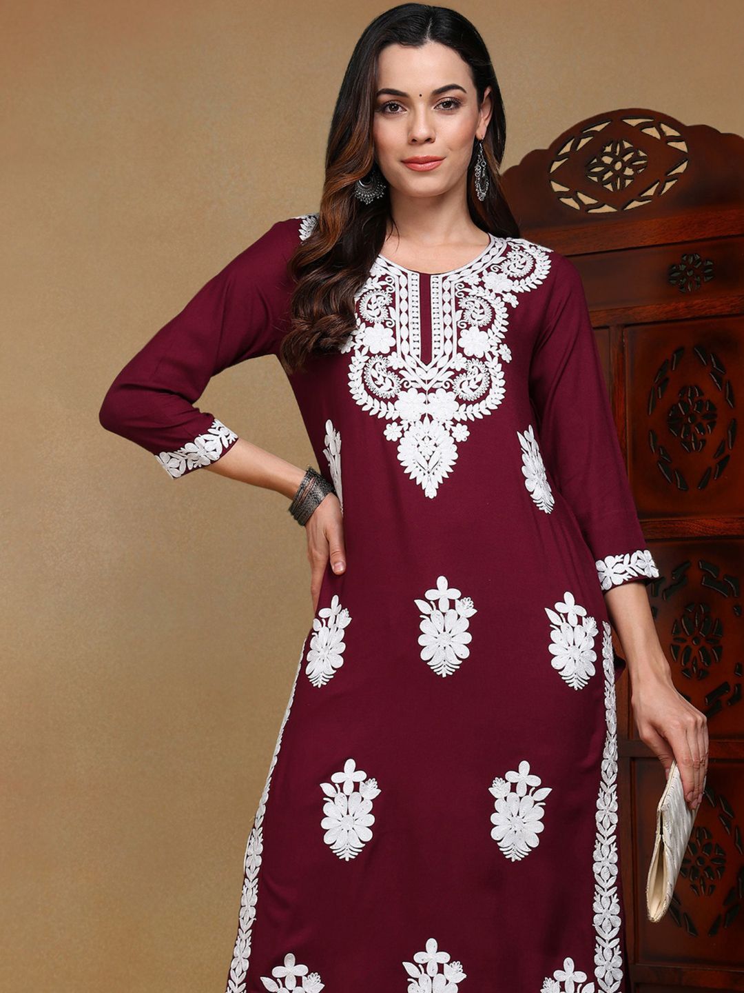 KALINI Floral Embroidered Thread Work Straight Kurta