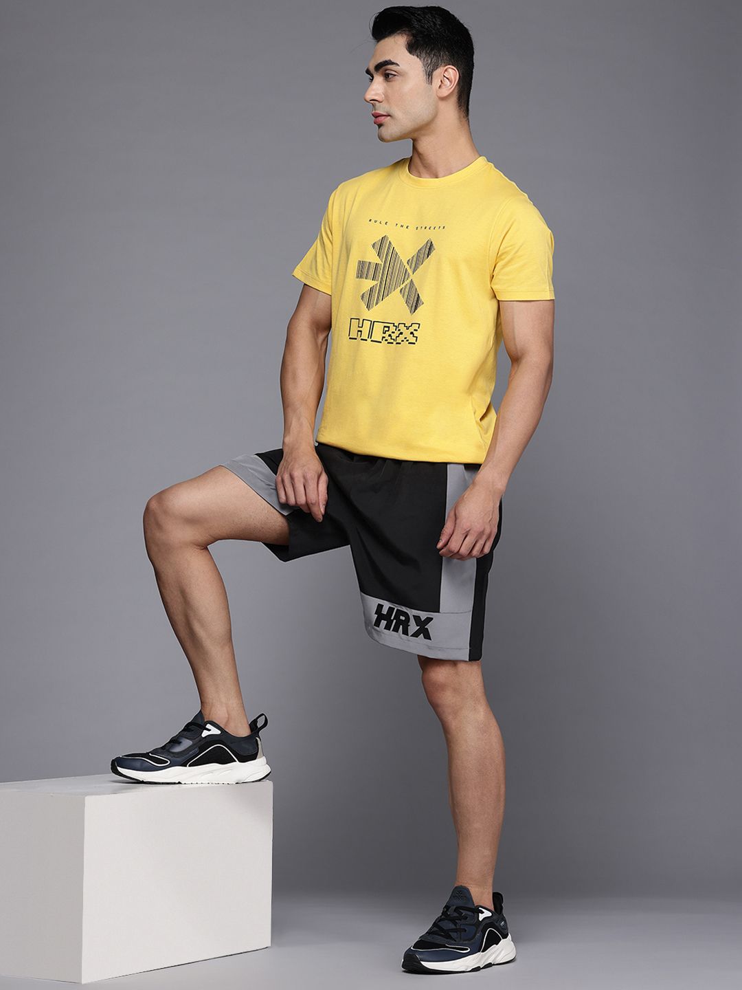 HRX by Hrithik Roshan Men Colourblocked Shorts