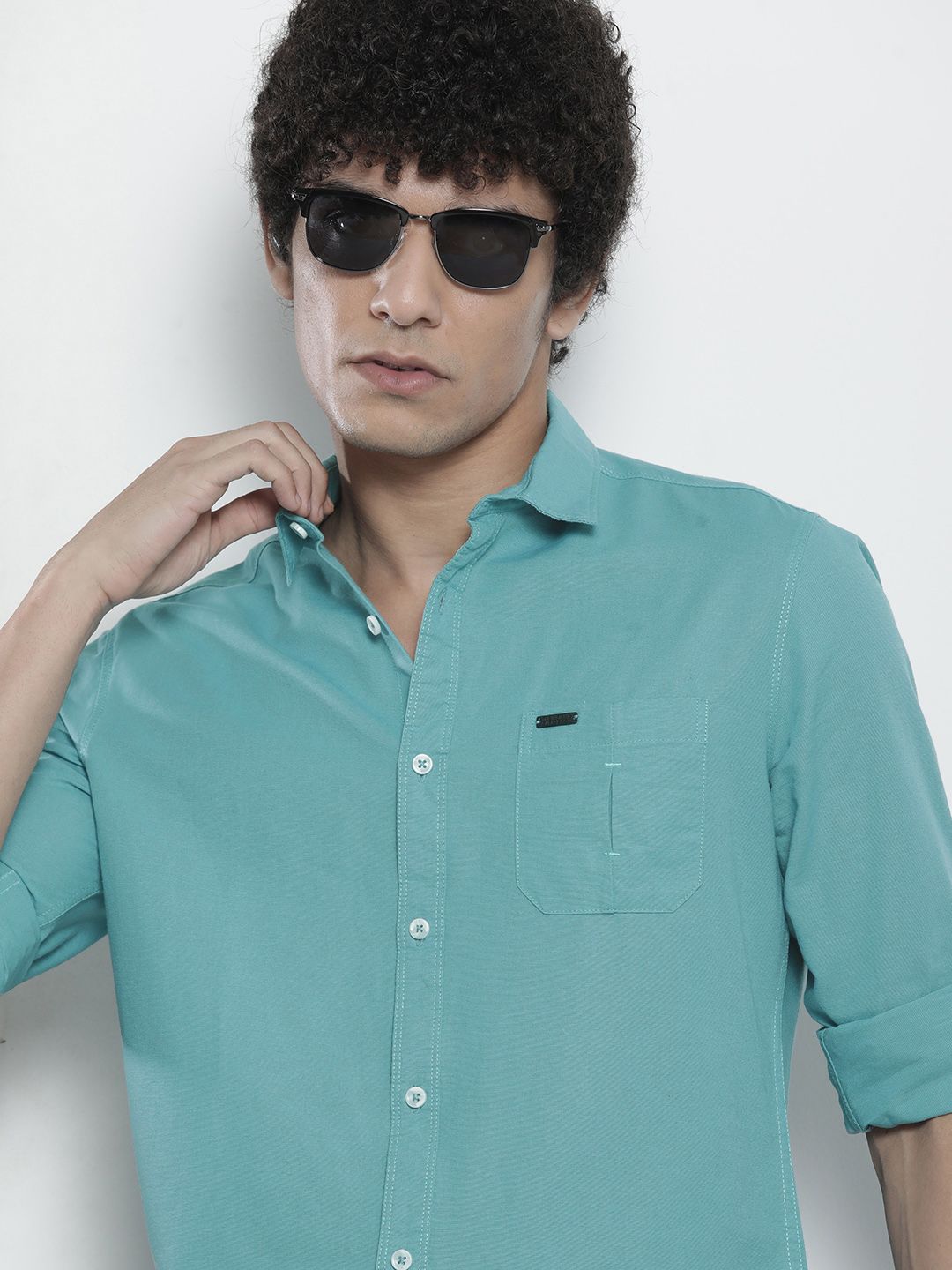The Indian Garage Co Men Blue Solid Casual Shirt