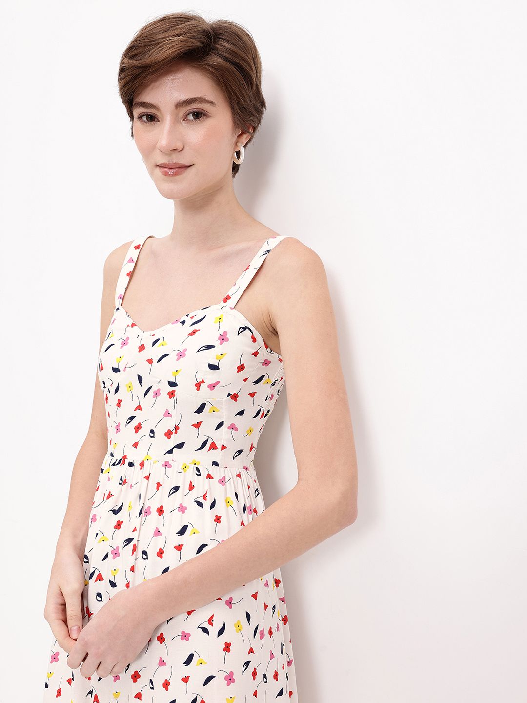 DressBerry Whimsical Petals Statement Bust Fit-N-Flow Dress