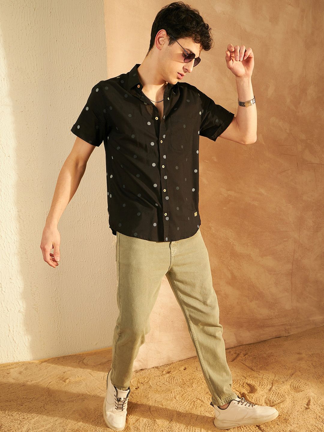 DENNISON Smart Polka Dot Printed Spread Collar Cotton Oversized Lightweight Shirt