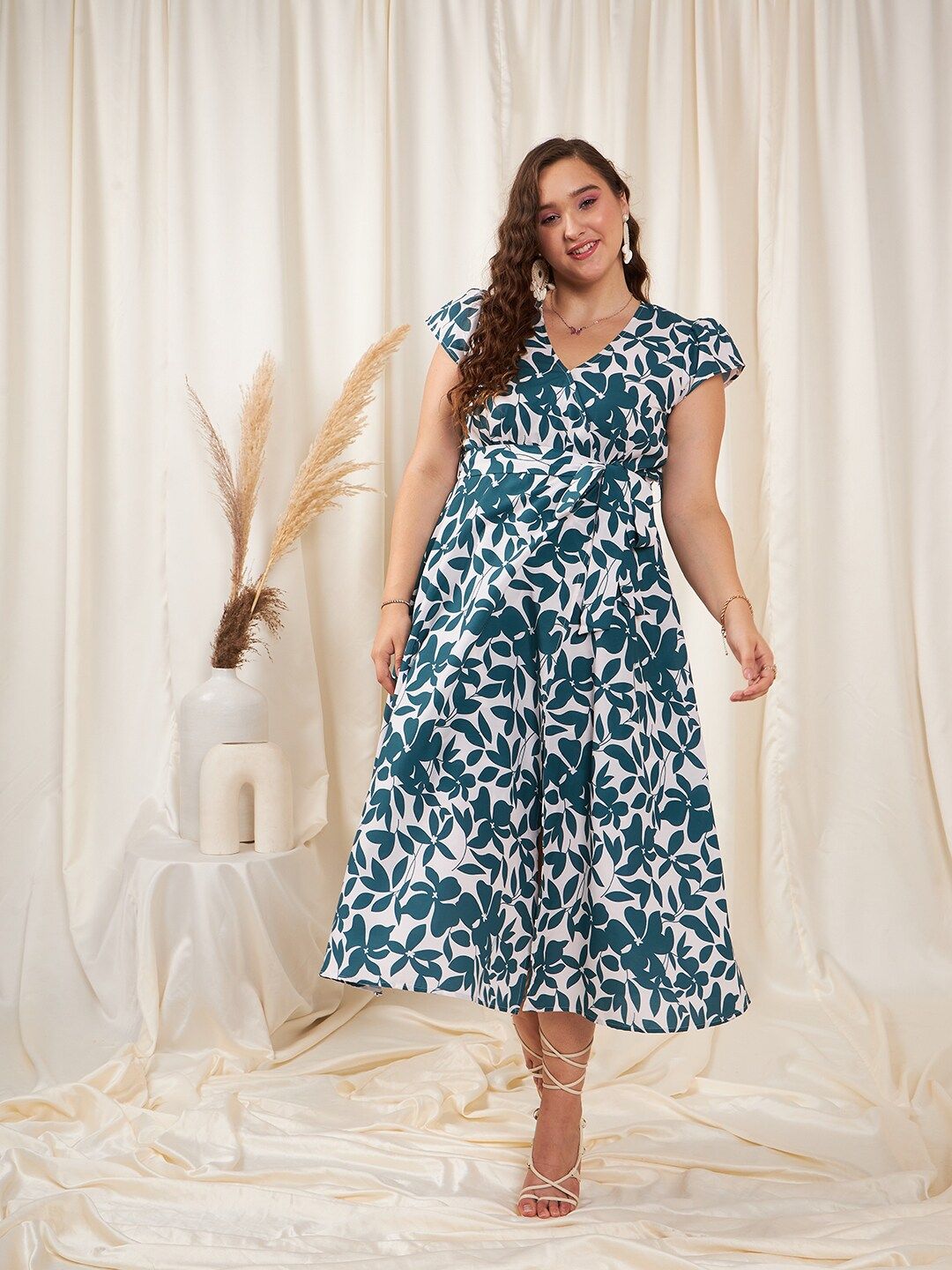 Berrylush Curve Floral Printed Waist Tie Ups Wrap Midi Dress