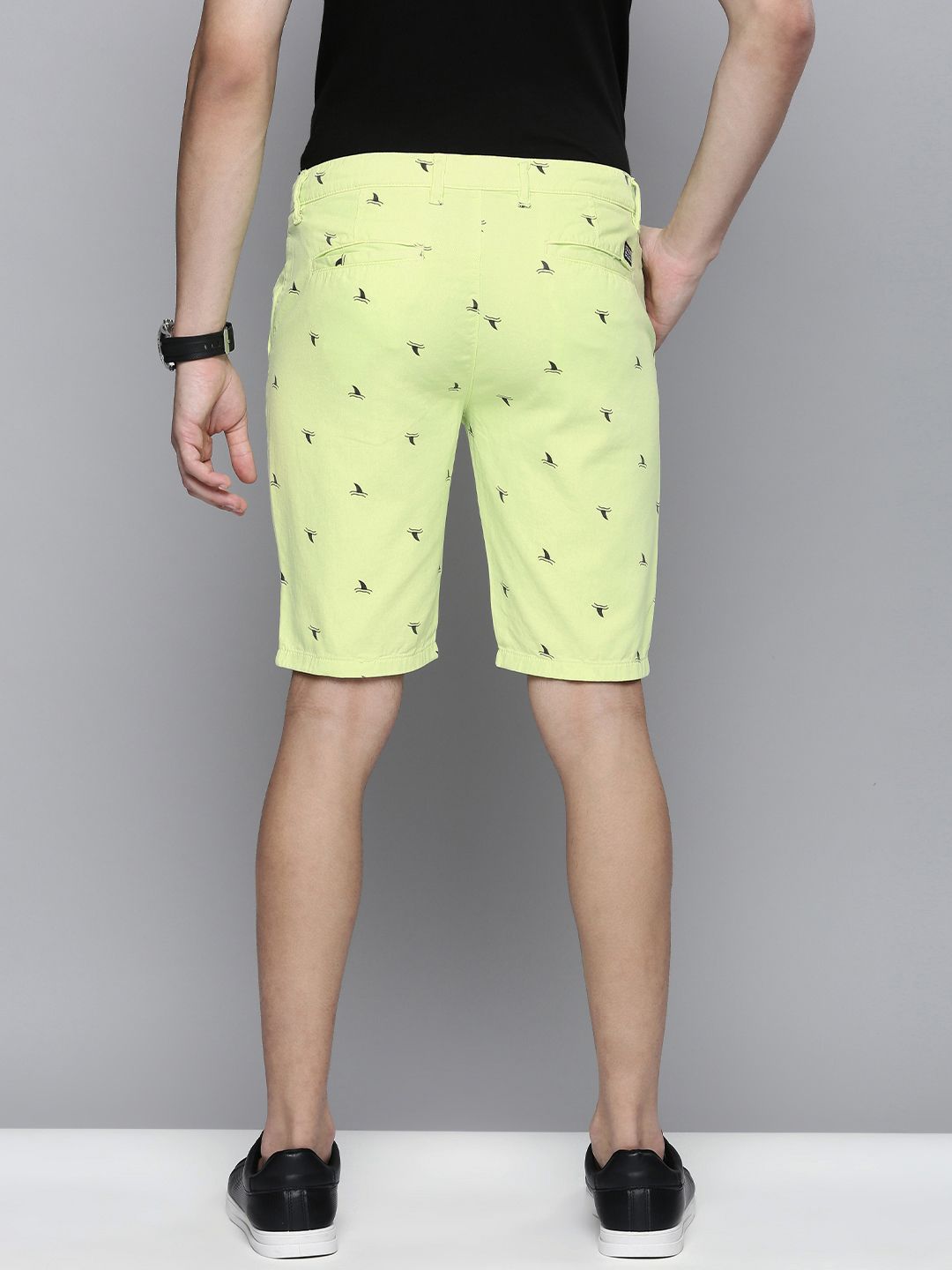 The Indian Garage Co Men Lime Green Printed Slim Fit Chino Shorts
