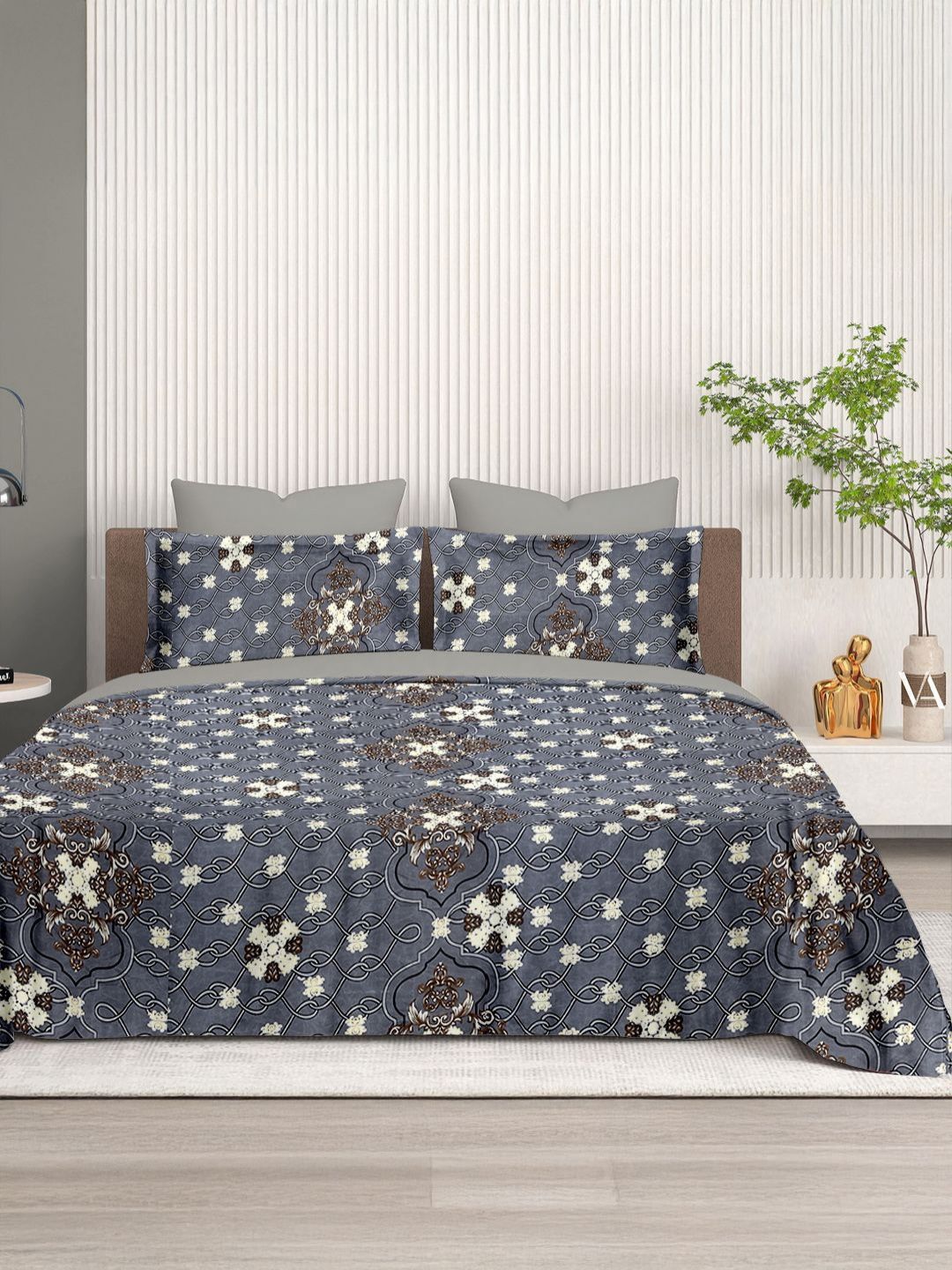 Cortina Glazed Cotton Grey Damask 140 TC King Bedsheet with 2 Pillow Covers
