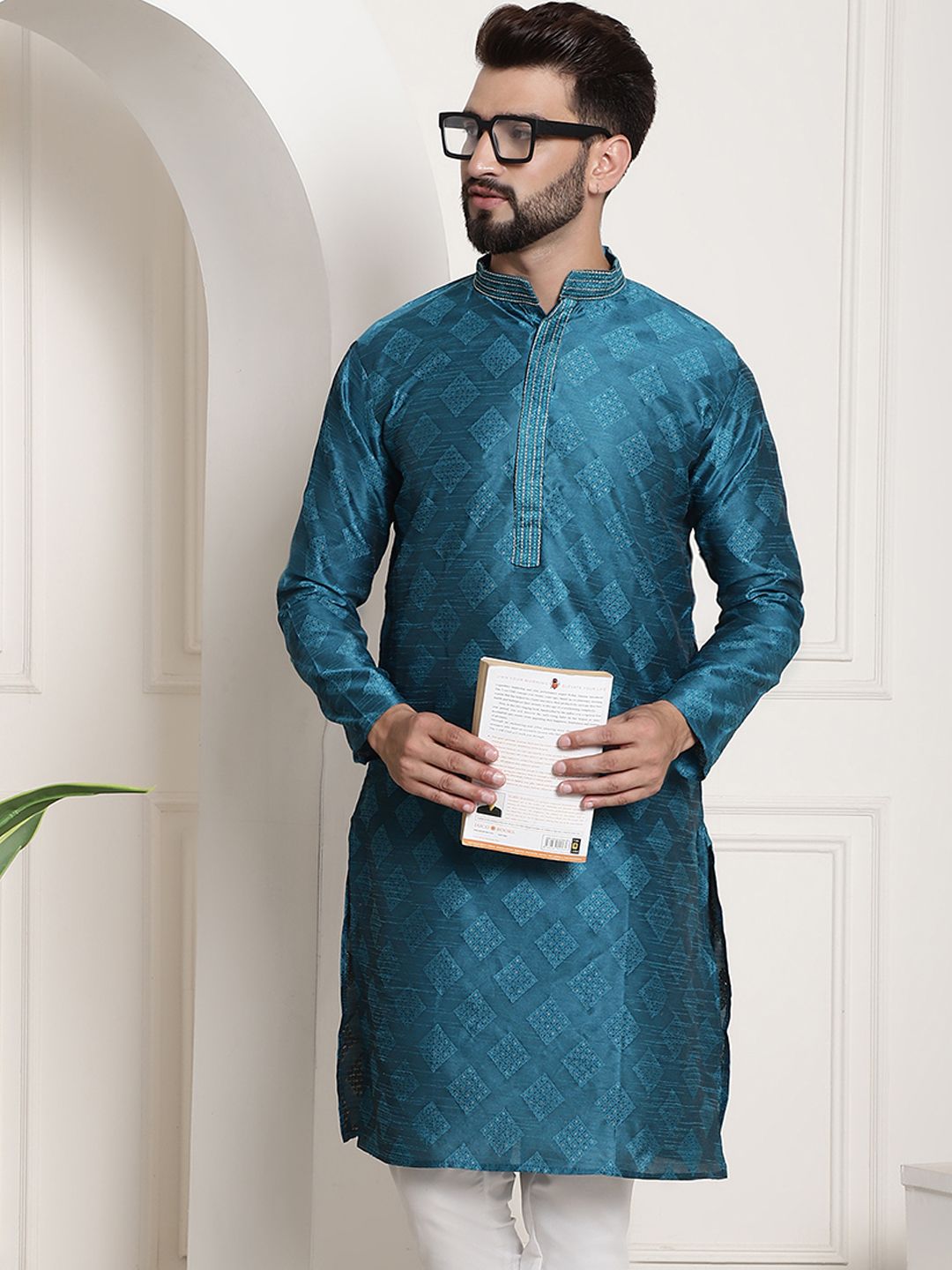 SOJANYA Ethnic Motifs Printed Mandarin Collar Thread Work Silk Cotton Kurta
