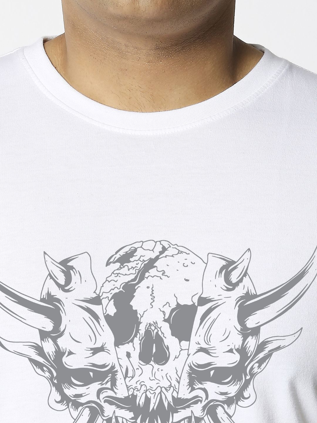 Bewakoof Plus Men Graphic Printed Round Neck Cotton T-shirt