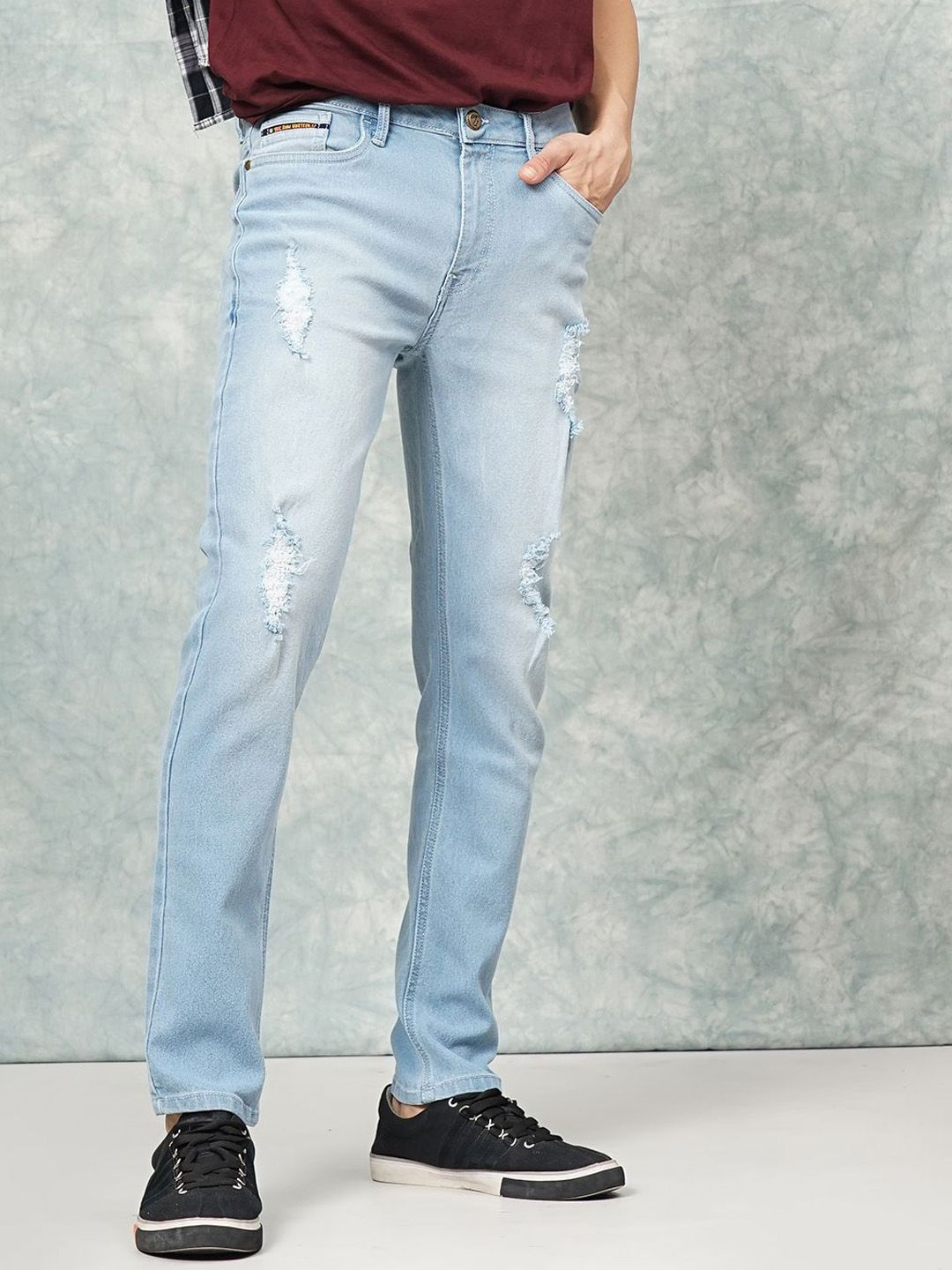 The Indian Garage Co Men Slim Fit Mildly Distressed Jeans
