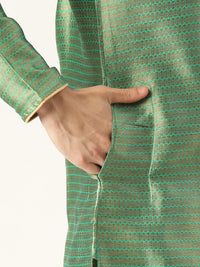 SOJANYA Men Green & Golden Woven Design Kurta Lurus