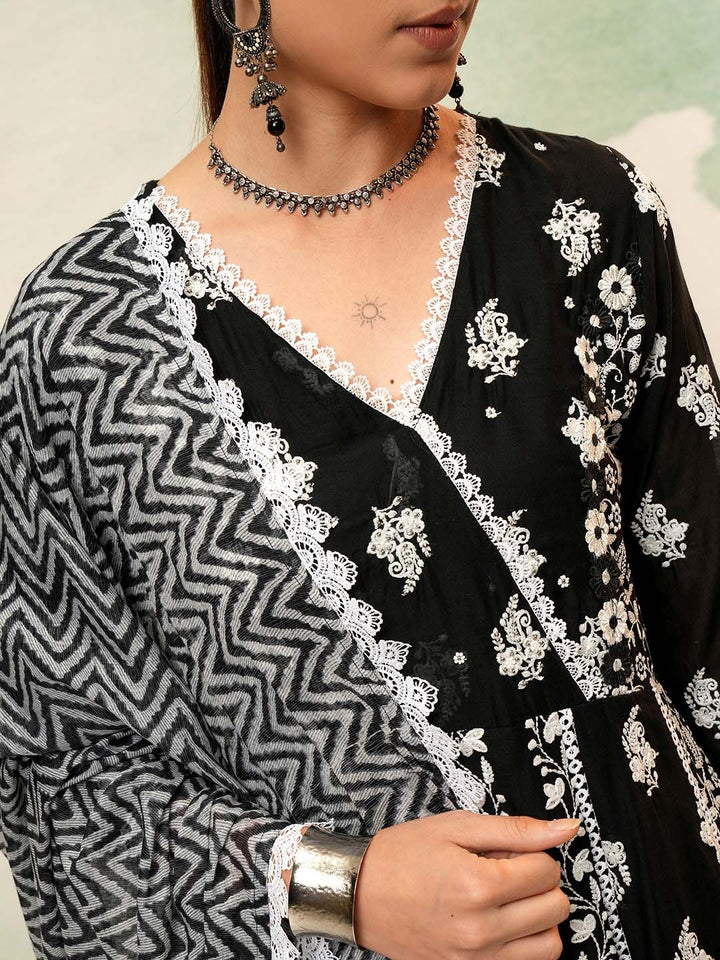 Vishudh Women Floral Embroidered Pure Cotton Kurta with Trousers & With Dupatta