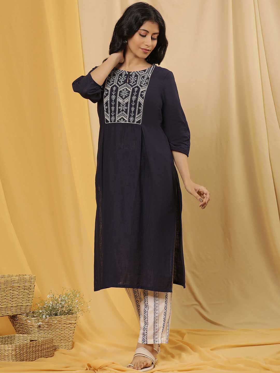 W Women Ethnic Motifs Embroidered Regular Thread Work Pure Cotton Kurta with Trousers