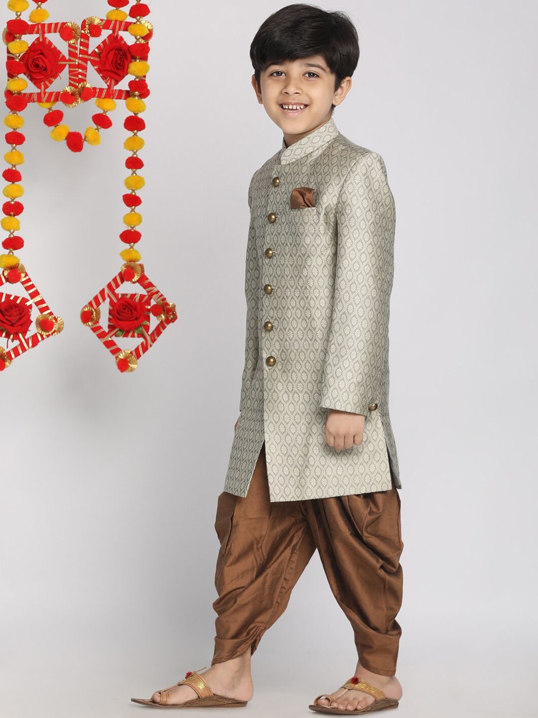 Vastramay Boys 'Gray and Coffee Brown Brown Indowestern Sherwani dan Cowl Dhoti Pant Set
