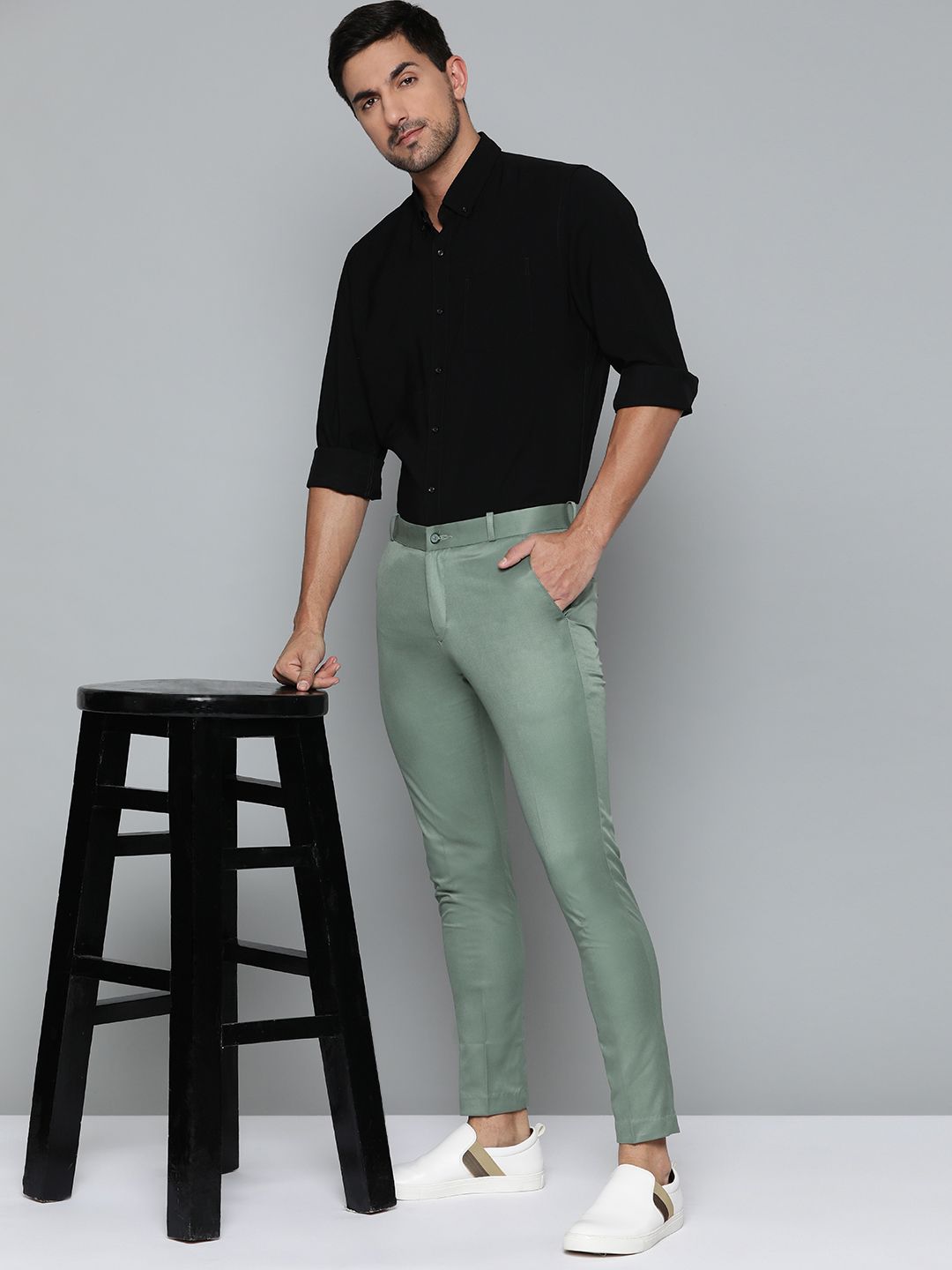 DENNISON Men Green Smart Tapered Fit Easy Wash Trousers