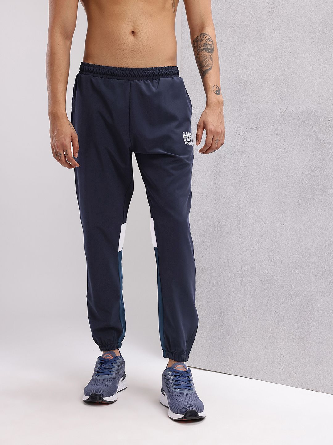 HRX by Hrithik Roshan Men Colourblocked Running Joggers