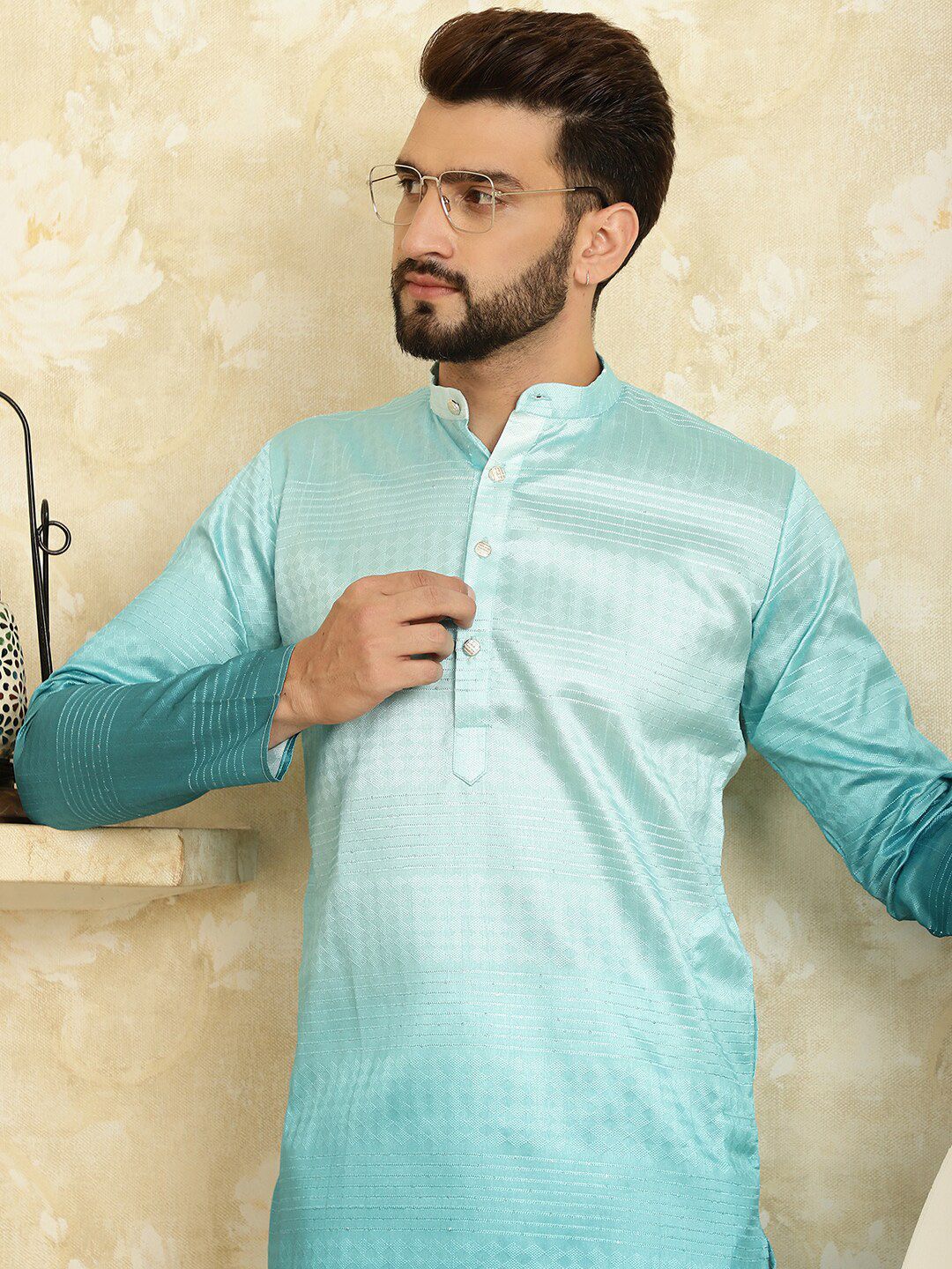 SOJANYA Kurta Tenunan Geometrik Dengan Churidar