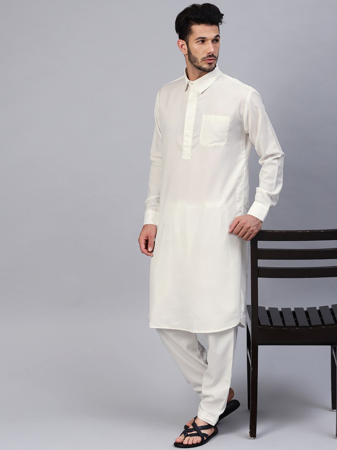 SOJANYA Men Off-White Solid Pathani Kurta with Salwar