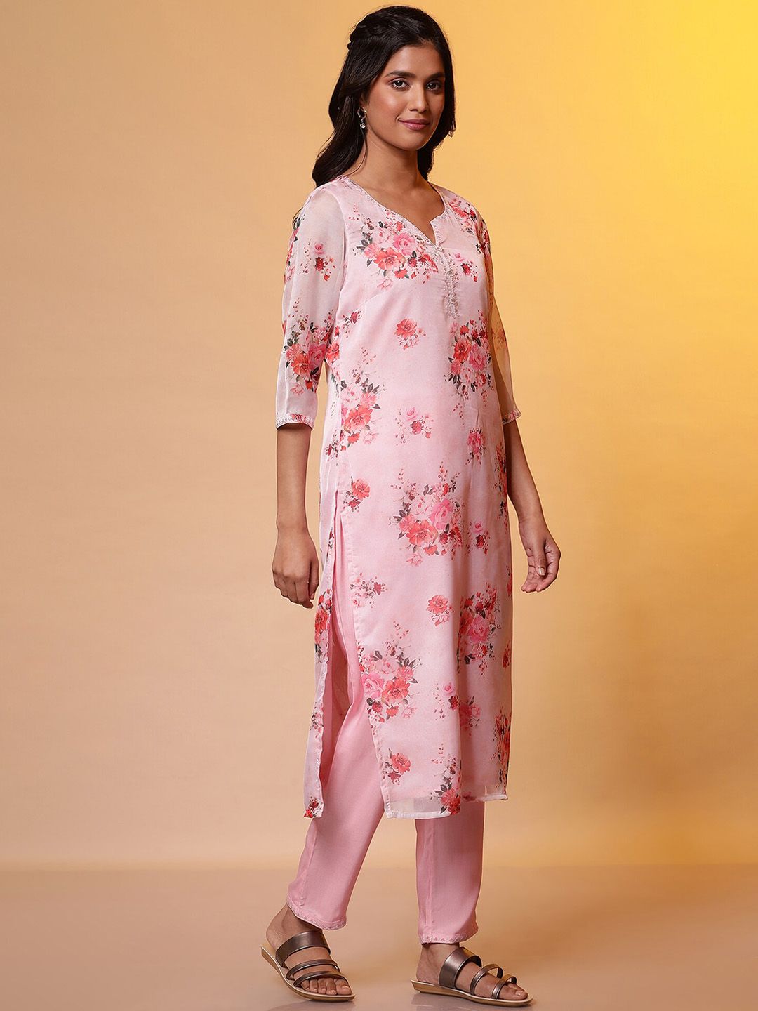 AURELIA Floral Printed Regular Thread Work Straight Kurta with Trousers & Dupatta