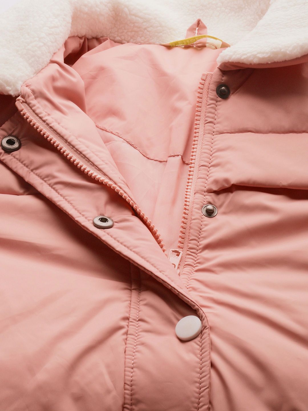 DressBerry Women Pink Solid Faux Fur Puffer Jacket