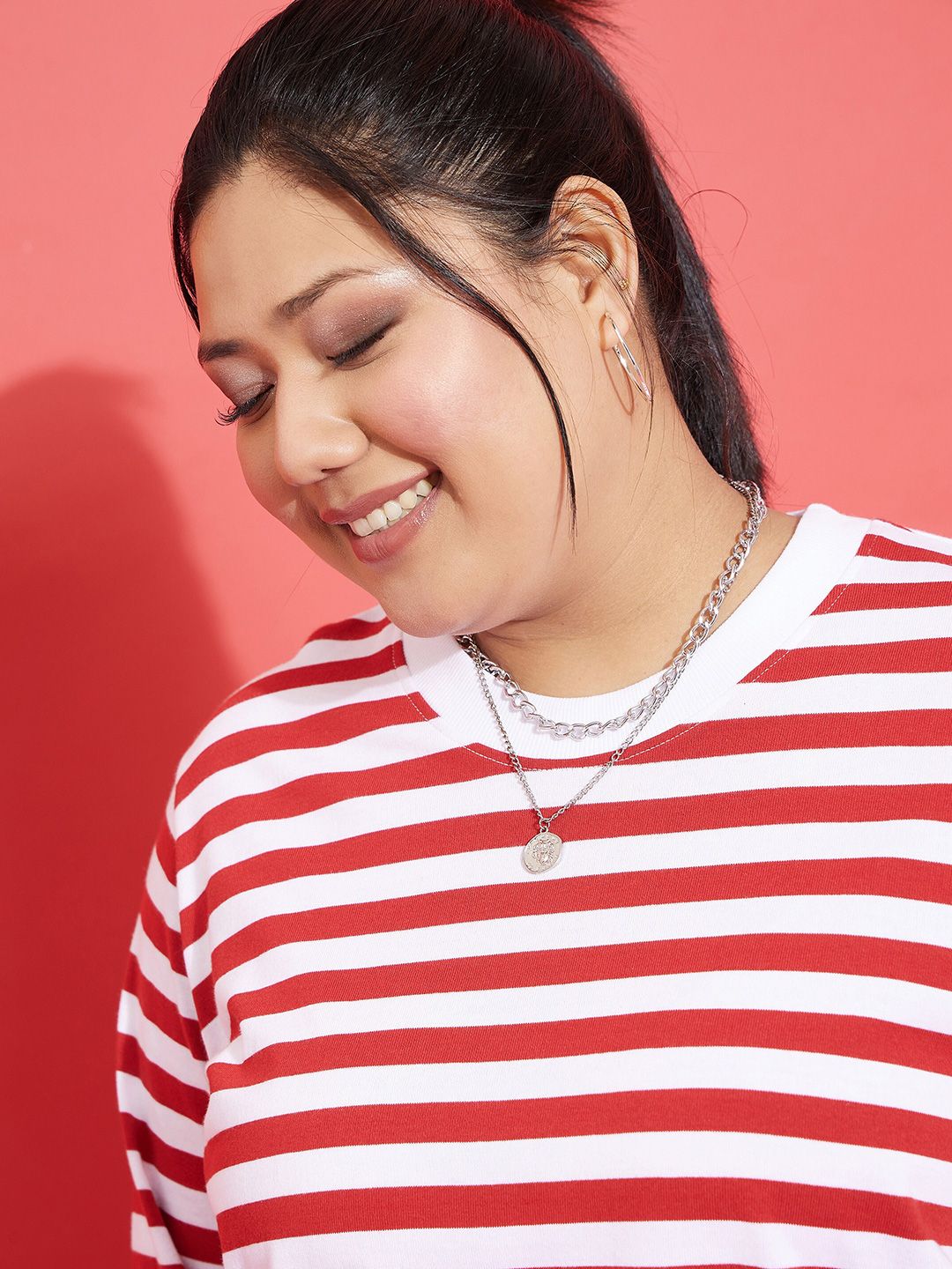 SASSAFRAS Curve Red Plus Size Striped Pullover Sweatshirt