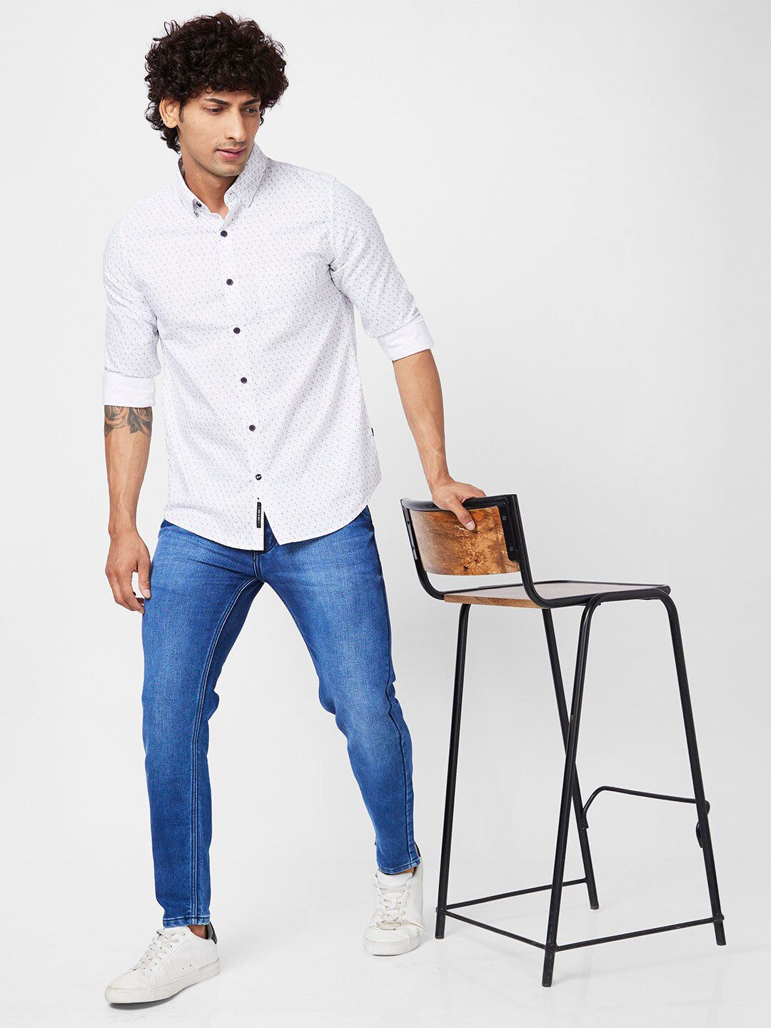 SPYKAR Slim Fit Micro Ditsy Printed Casual Shirt