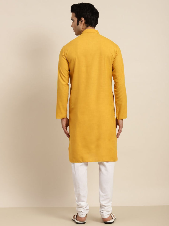 Anug by SOJANYA Men Mustard Yellow Mandarin Collar Kurta