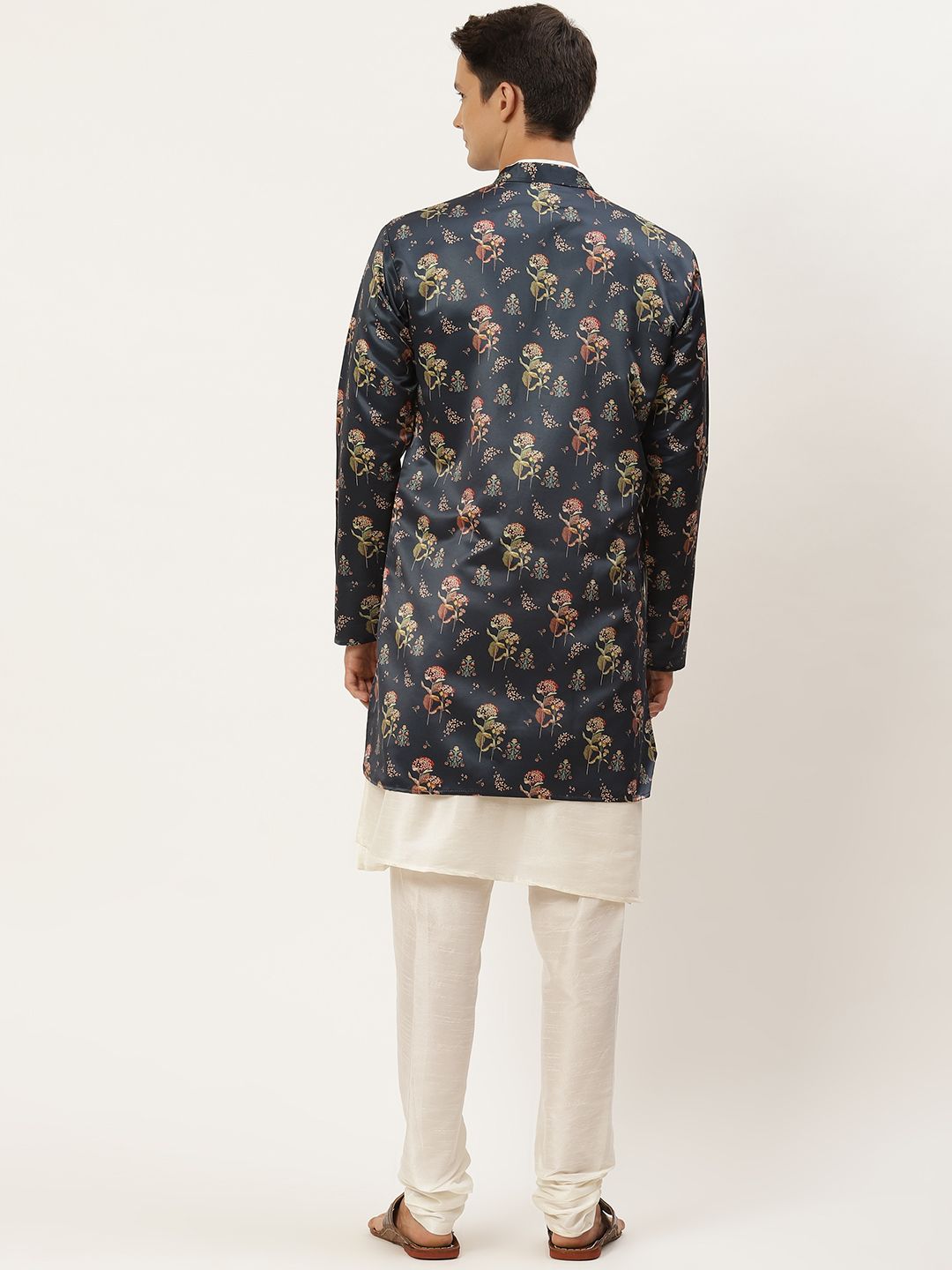 SOJANYA Men Off White Solid Kurta with Churidar & Ethnic Jacket