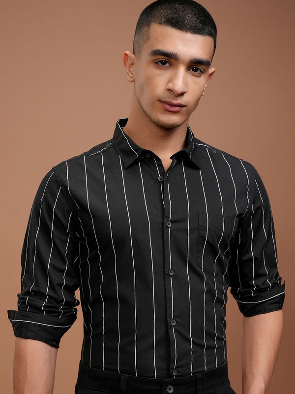 HIGHLANDER Men Black Slim Fit Striped  Cotton Casual Shirt