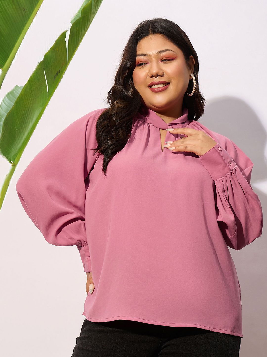 SASSAFRAS Curve Plus Size Keyhole Neck Cuffed Sleeves Georgette Top