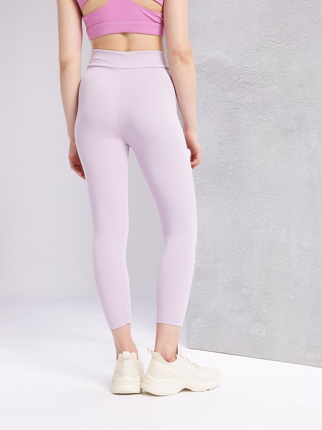 HRX by Hrithik Roshan Women Brand Logo Print Mid-Rise Cropped Running Tights