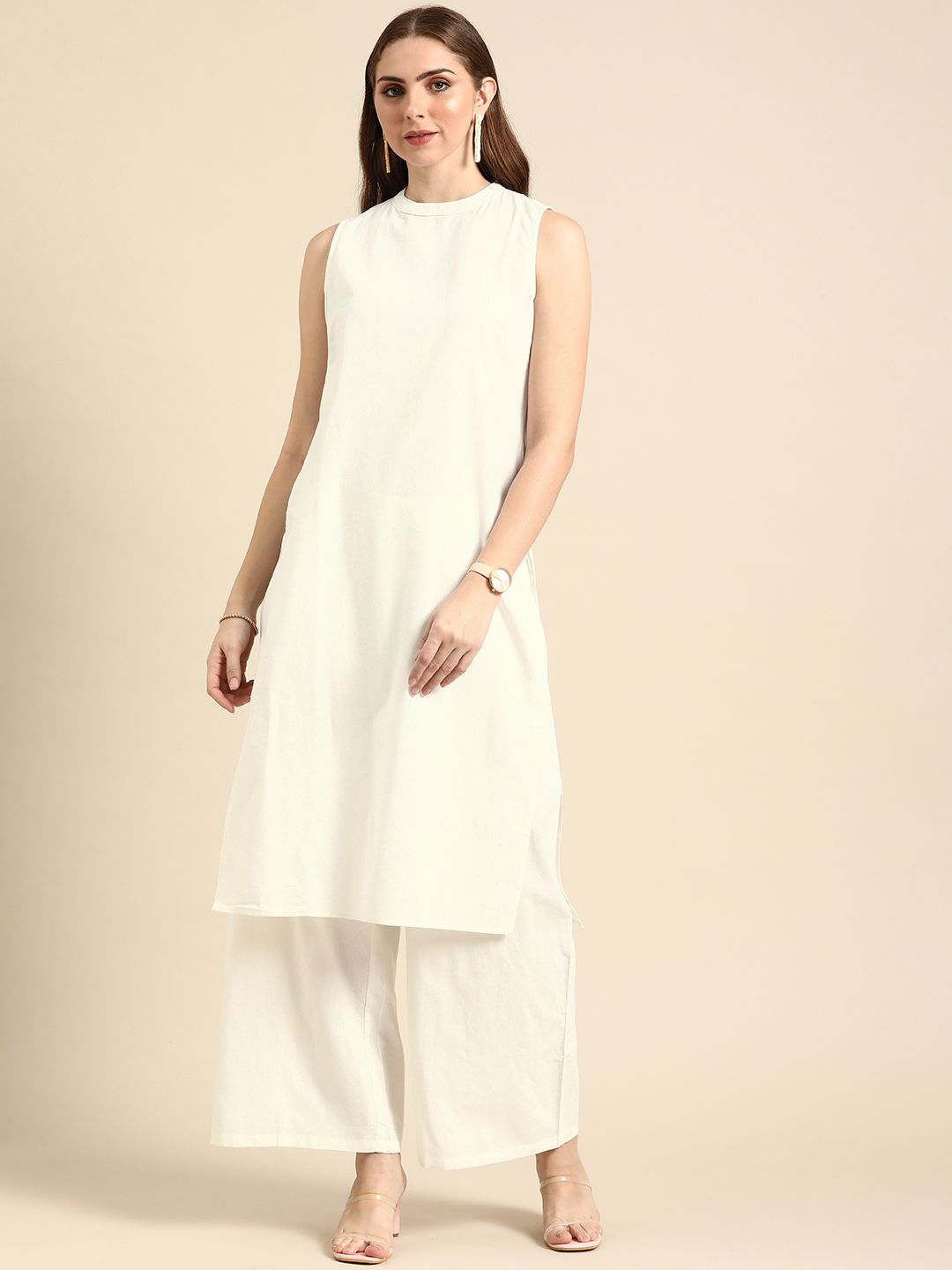 Anouk Women Solid Round Neck Pure Cotton Kurta