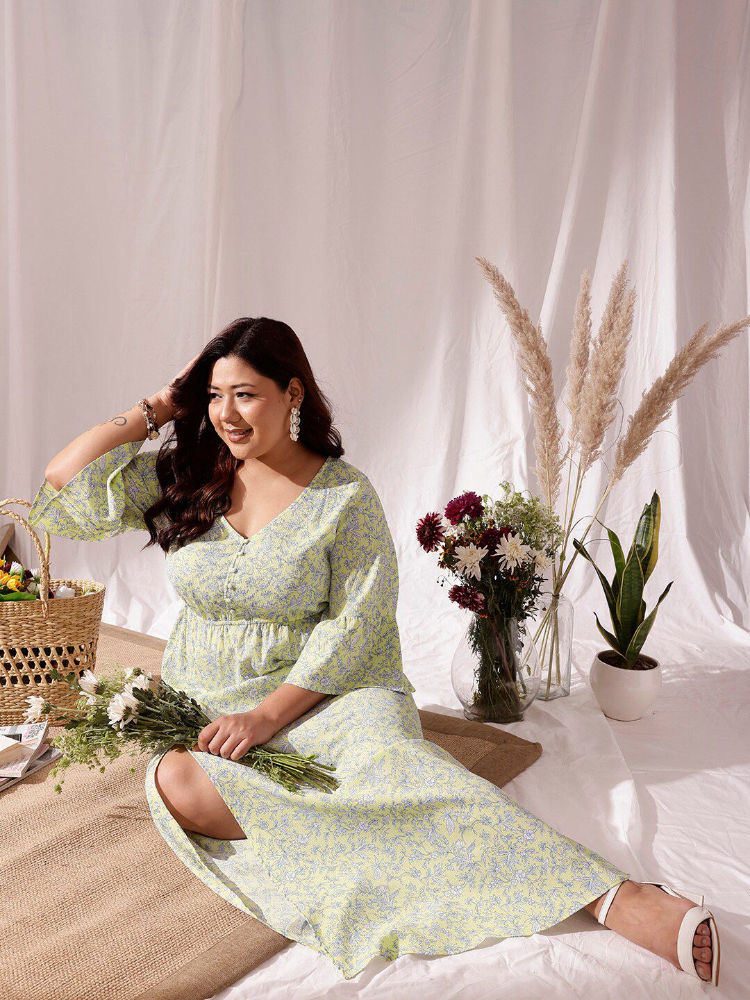 CURVY STREET Plus Size Floral Print V-Neck Long Bell Sleeve Fit & Flare Dress