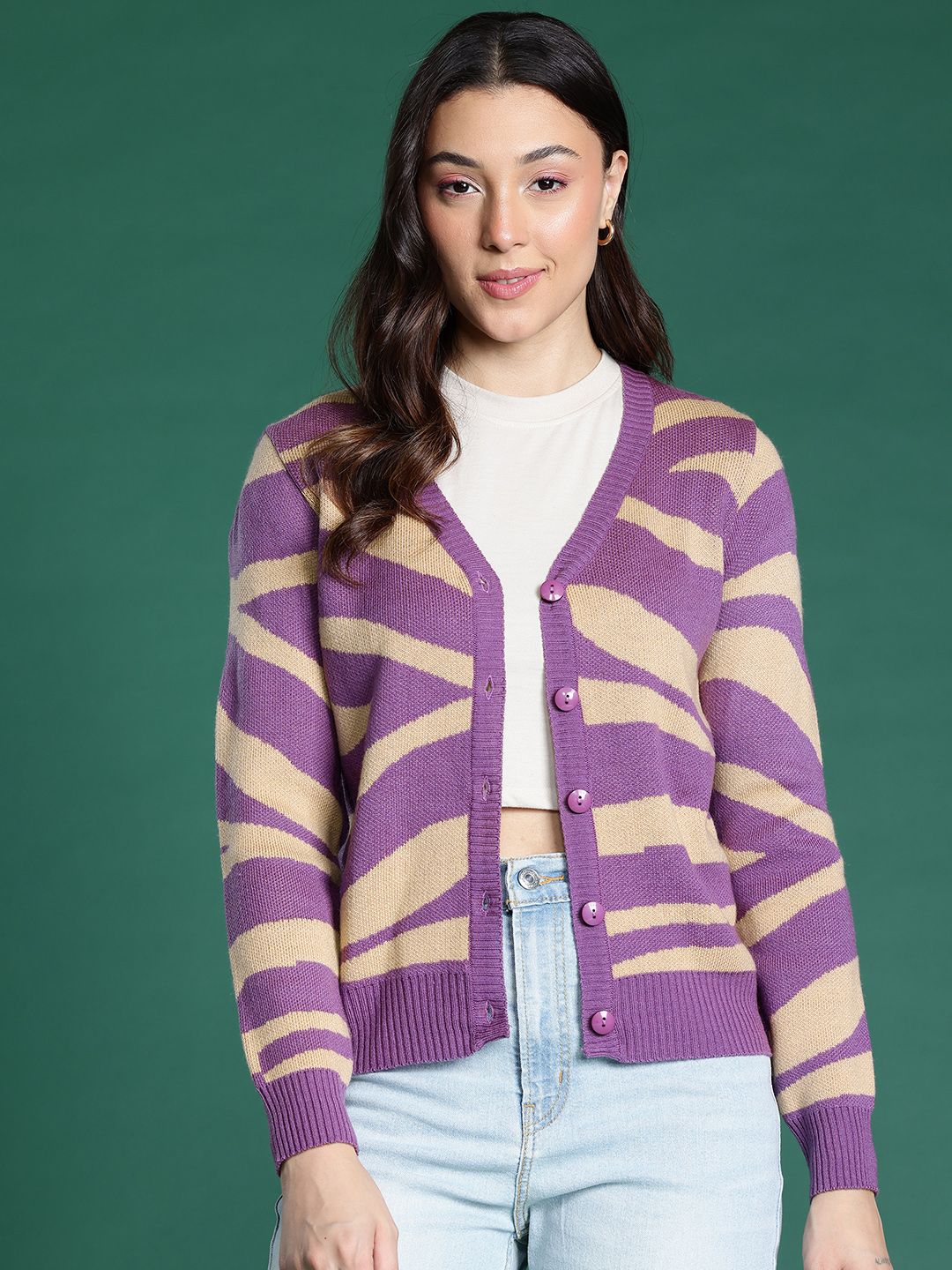 DressBerry Abstract Front-Open Sweater