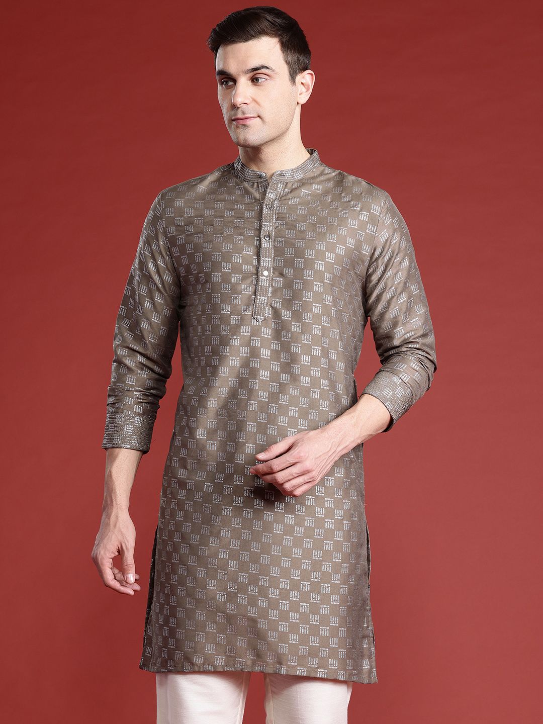 Anouk Printed Thread Work Straight Kurta
