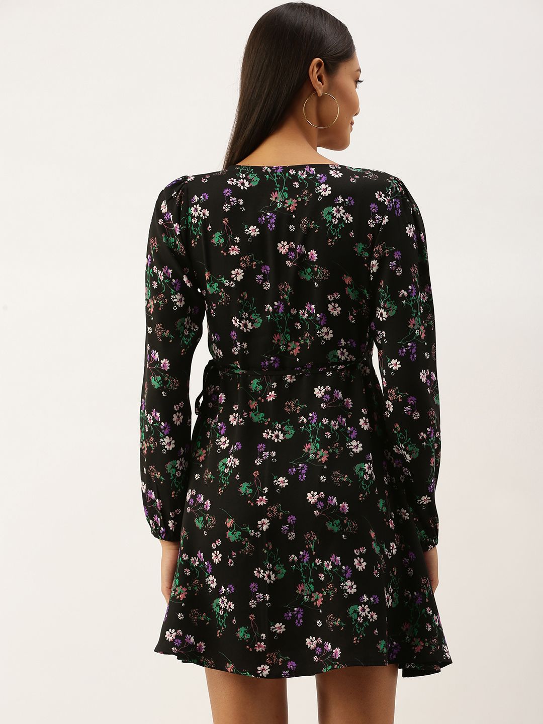 Berrylush Women Black & White Printed Wrap Dress