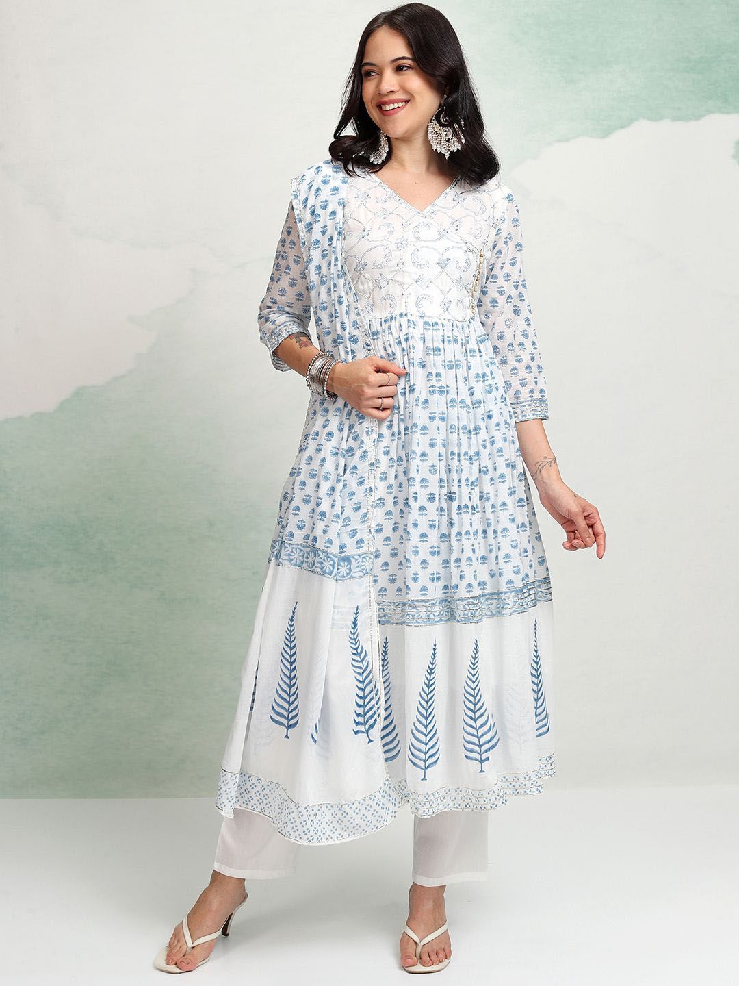 Vishudh Ethnic Motifs Embroidered Gotta Patti Pure Cotton Kurta With Trousers & Dupatta