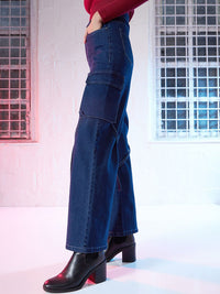 SASSAFRAS Women Straight Fit High-Rise Clean Look Stretchable Jeans