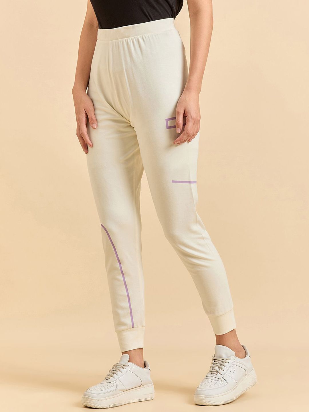 Sweet Dreams Women Mid-Rise Joggers