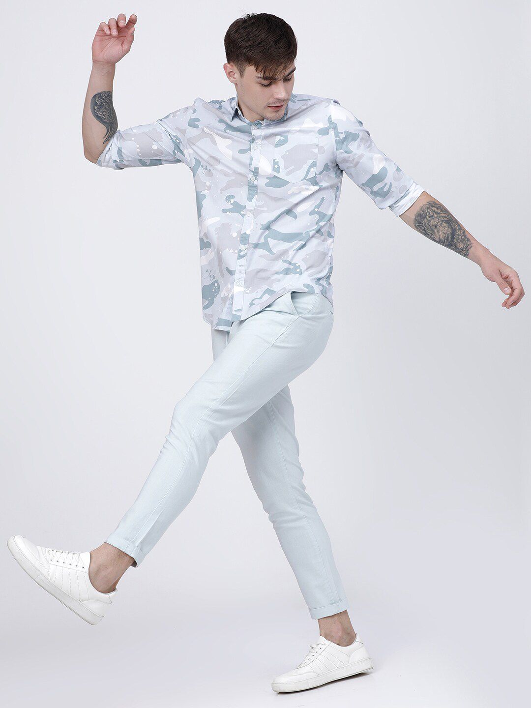 HIGHLANDER Men Blue Slim Fit Chinos Trousers
