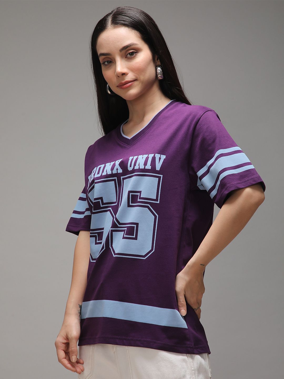 DILLINGER Women Short Sleeve Oversized V-Neck Printed Tshirt
