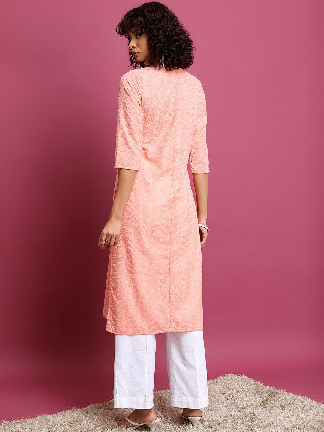 Vishudh Peach Floral Embroidered Straight Kurta