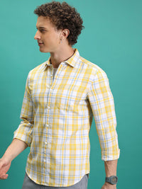 HIGHLANDER Men Regular Collar Full Sleeve Checked Shirt