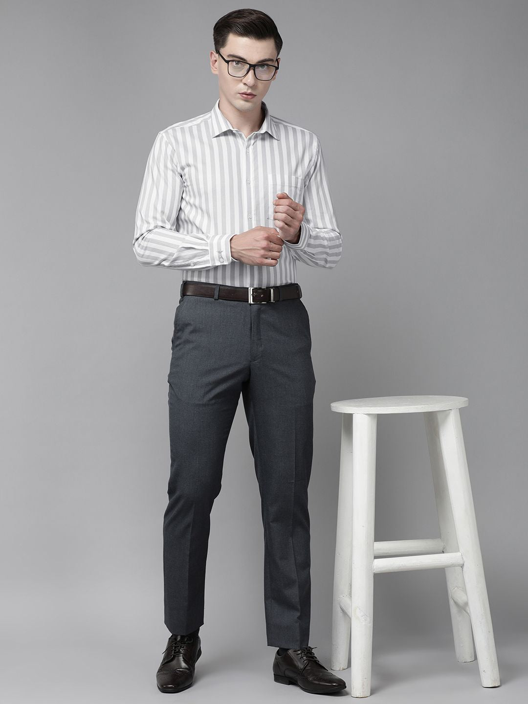Park Avenue Men Grey & White Slim Fit Striped Pure Cotton Formal Shirt