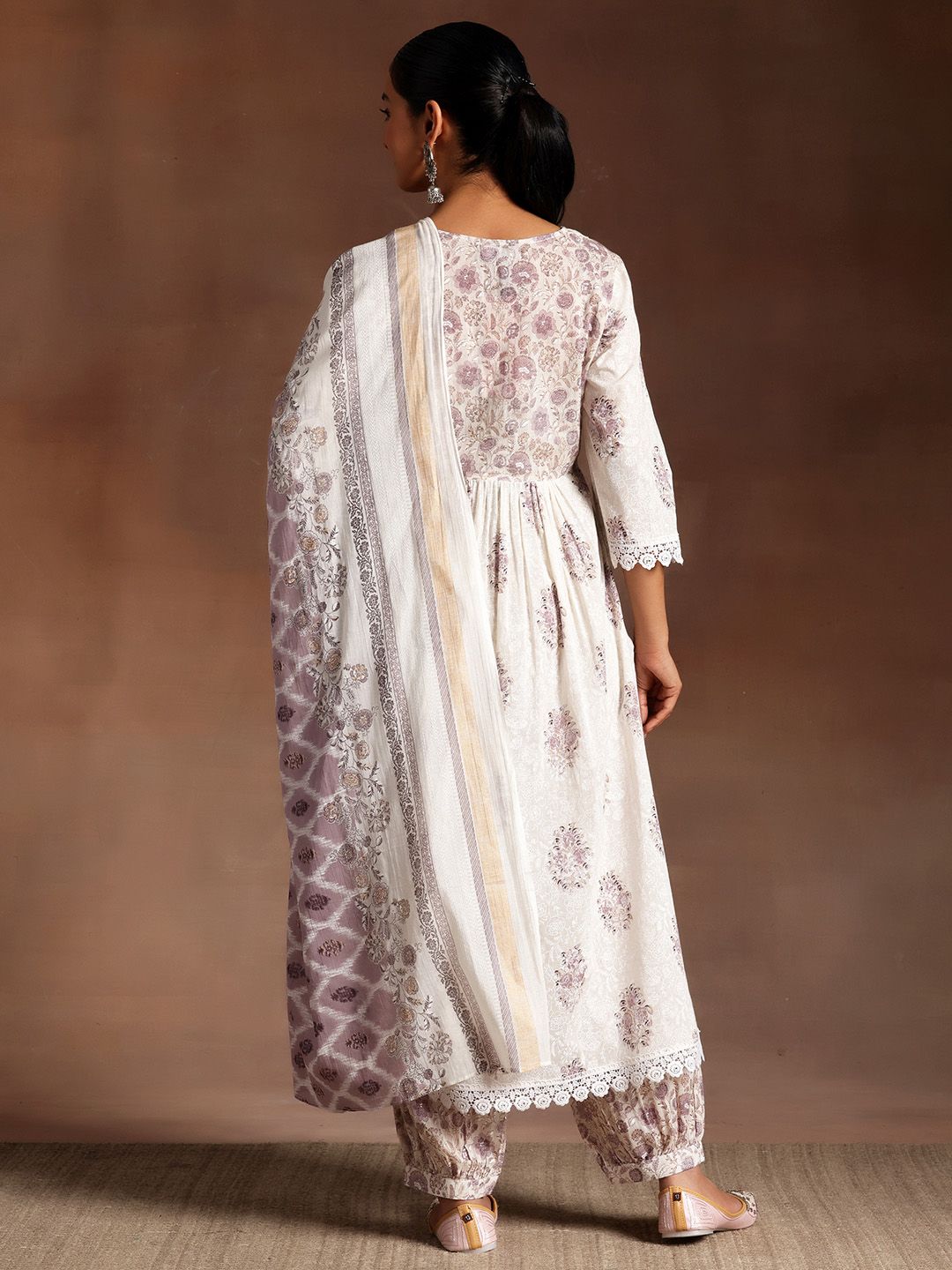Libas Women Floral Printed Thread Work Pure Cotton Kurta with Salwar & With Dupatta