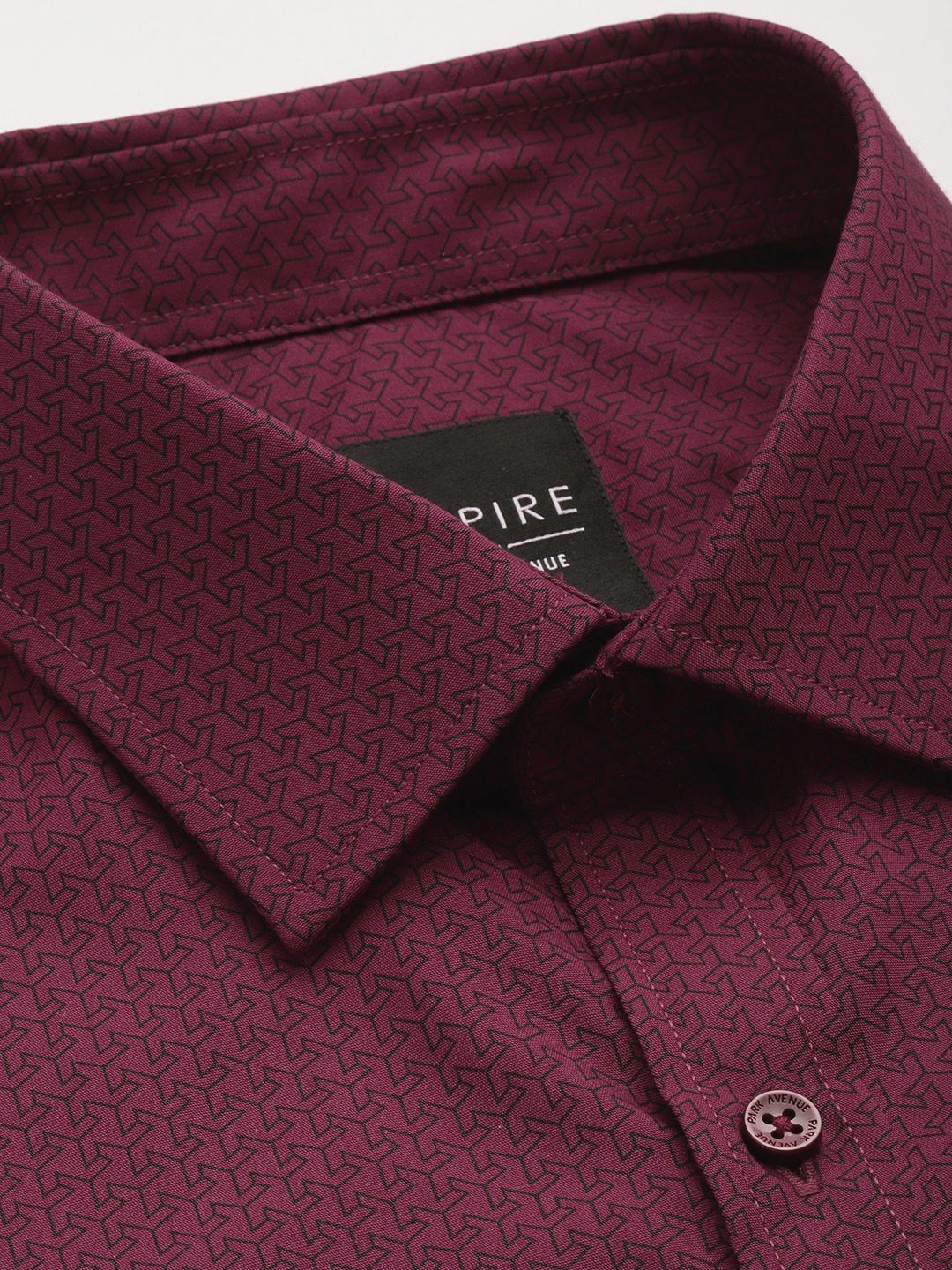 Park Avenue Slim Fit Geometric Printed Formal Shirt