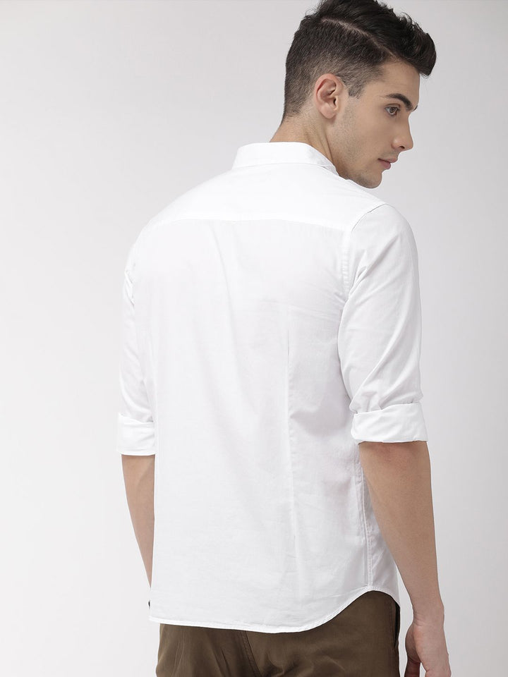 HIGHLANDER Men White Slim Fit Solid Casual Shirt